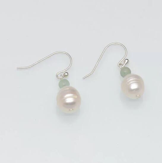 Calidad AAA Pendientes de perlas de agua dulce de plata esterlina JYX en blanco natural