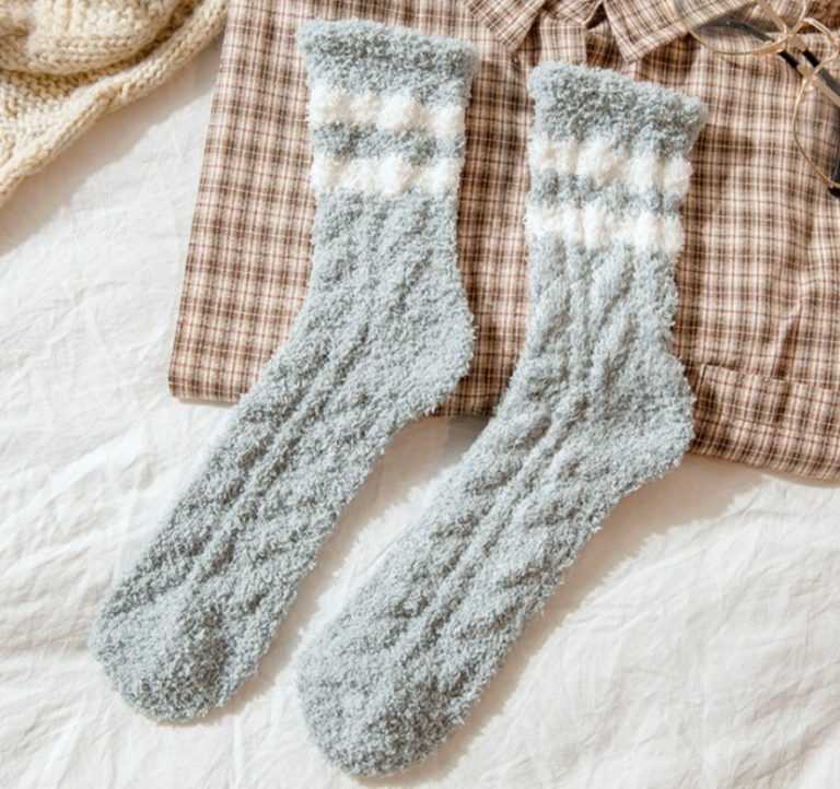 Winter Socks for girls - Fuzzy Socks - ONE SIZE - FromOcean.com
